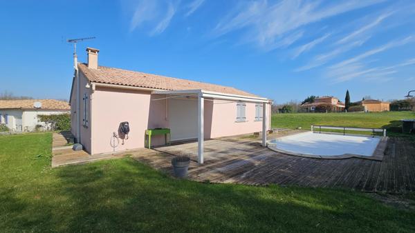 Maison 91m2 - 3 chambres - piscine - 2005 m2 de terrain