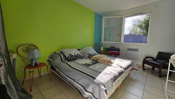 Maison 91m2 - 3 chambres - piscine - 2005 m2 de terrain