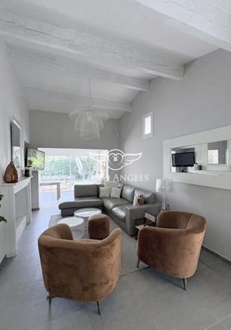 LATTES CENTRE-VILLA 4 CHAMBRES-TERRAIN 448 M2-PISCINE-GARAGE-TRAMWAY