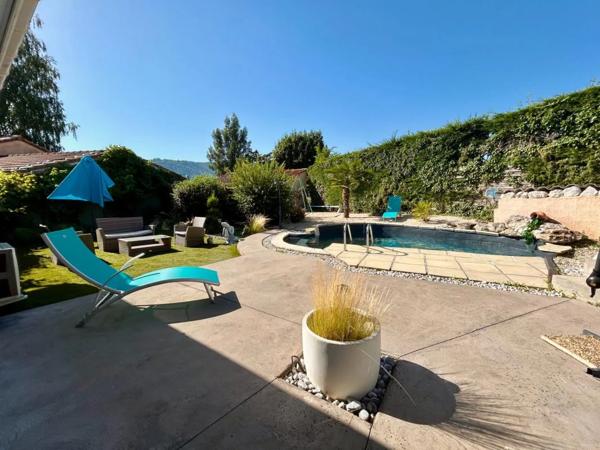 Maison à vendre à Saint-Jean-de-Muzols (07300)