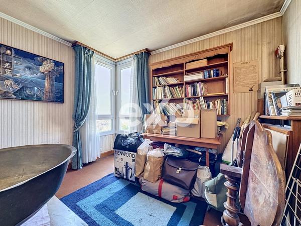 Appartement 100m2 dernier étage avec loggia, Saint-Denis