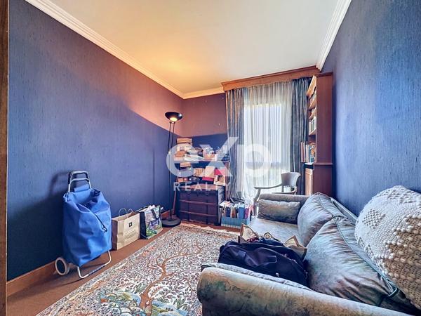 Appartement 100m2 dernier étage avec loggia, Saint-Denis