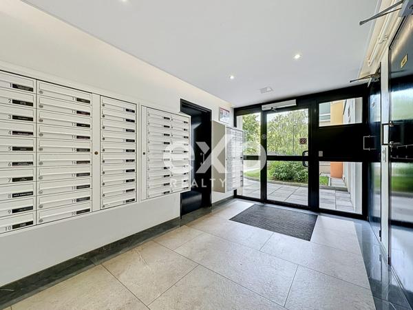 Appartement 100m2 dernier étage avec loggia, Saint-Denis