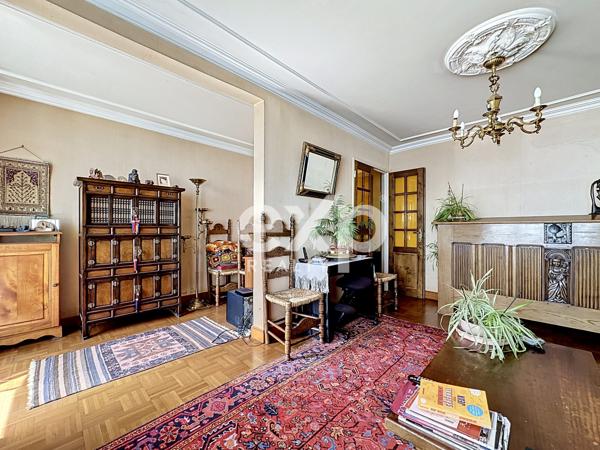 Appartement 100m2 dernier étage avec loggia, Saint-Denis
