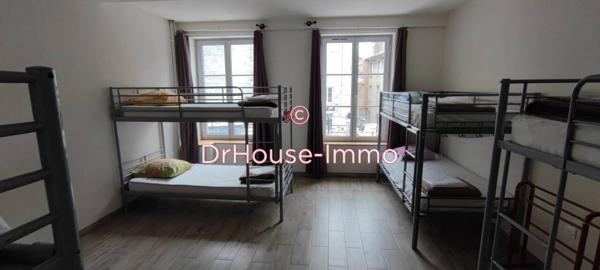 Commerce à vendre 4 pièces de 147 m²