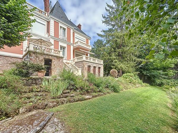 Meaux (77100) VILLA FAMILIALE & SA DEPENDANCE