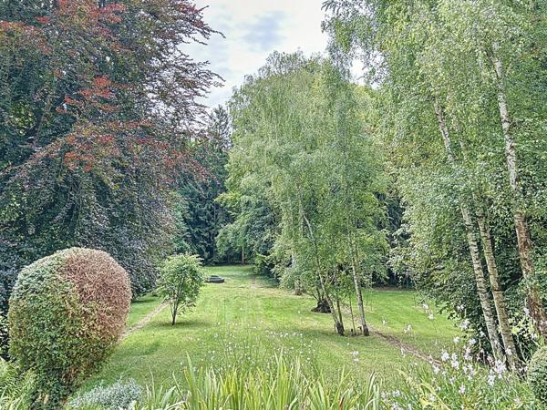 Meaux (77100) VILLA FAMILIALE & SA DEPENDANCE