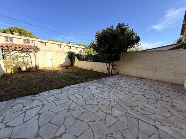 Maison TREBES - 3 CHAMBRES - JARDIN et TERRASSE