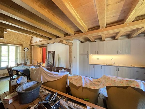 A vendre immeuble à Cubjac Auvezere Val D Ans