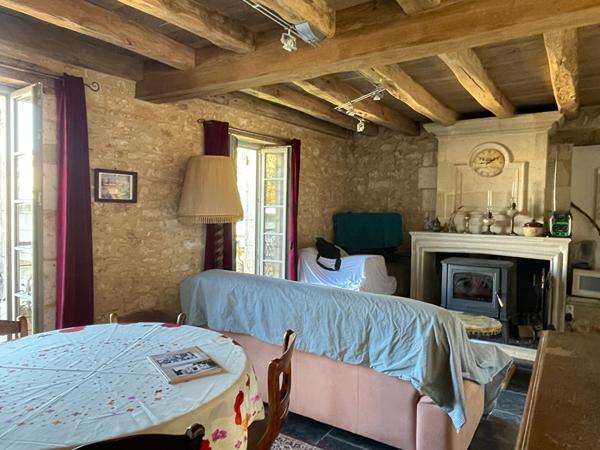 A vendre immeuble à Cubjac Auvezere Val D Ans