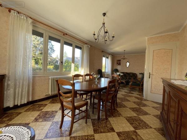 Maison à vendre à Champagné dans la Sarthe (72470), ref : 72033-410