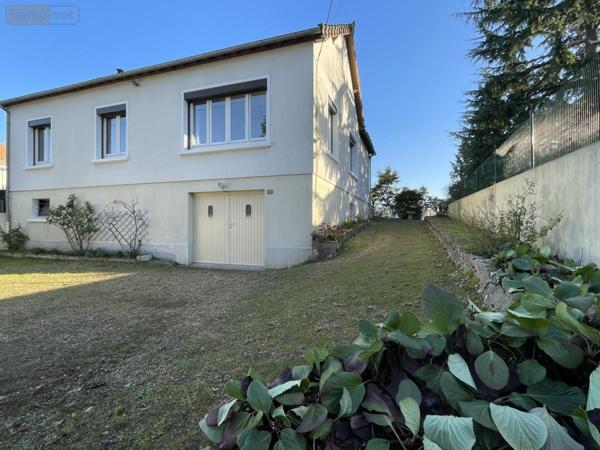 Maison à vendre à Champagné dans la Sarthe (72470), ref : 72033-410