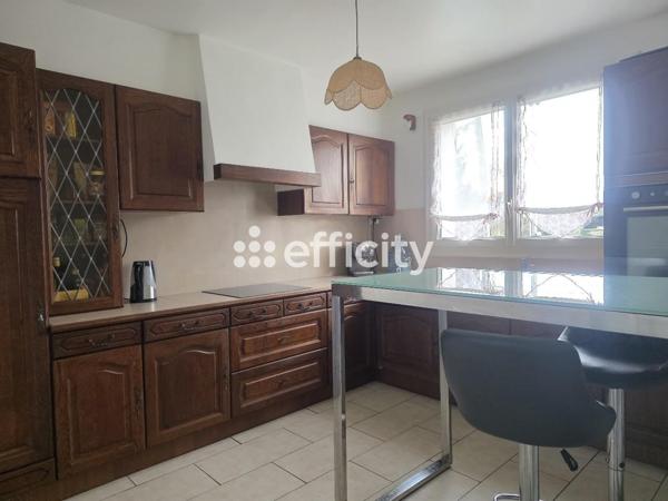 Maison 7 pièces - 180 m²