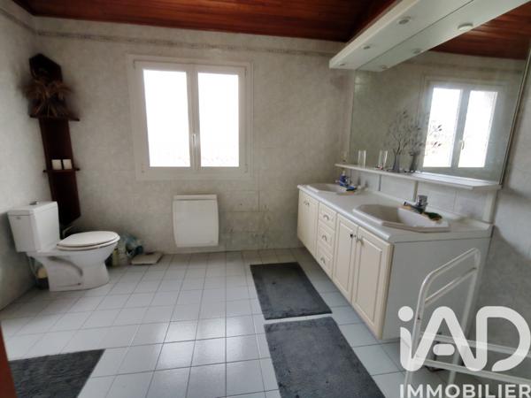 Maison à vendre 7 pièces 266 m² Mérignac