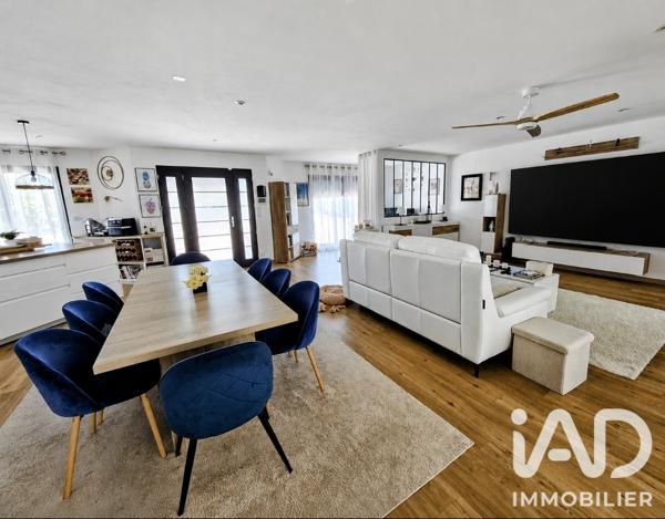 Maison à vendre 6 pièces 177,46 m² Saint-Laurent-des-Vignes