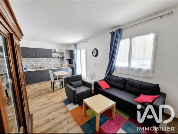 Maison à vendre 6 pièces 177,46 m² Saint-Laurent-des-Vignes
