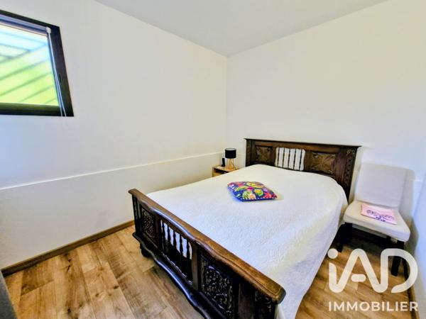 Maison à vendre 6 pièces 177,46 m² Saint-Laurent-des-Vignes