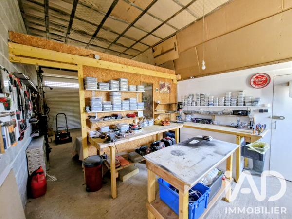 Maison à vendre 6 pièces 177,46 m² Saint-Laurent-des-Vignes