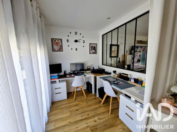Maison à vendre 6 pièces 177,46 m² Saint-Laurent-des-Vignes