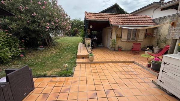 Maison centre Bordères sur Echez trois chambres sur 590M2 de terrain, proche Tarbes