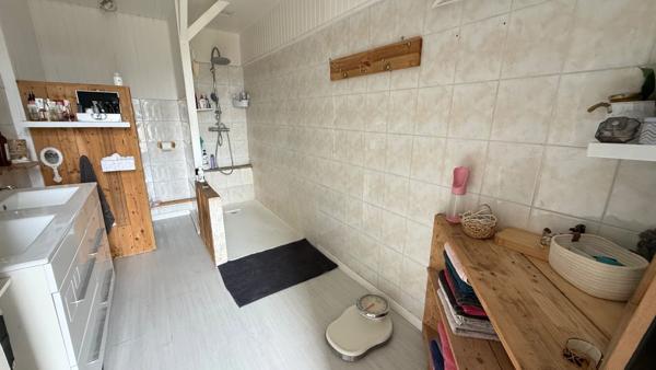 Maison centre Bordères sur Echez trois chambres sur 590M2 de terrain, proche Tarbes