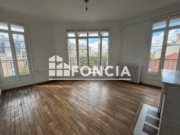 Location Appartement 5 pièces 135.9 m² - 28 cours Jean-Baptiste langlet Reims 51100