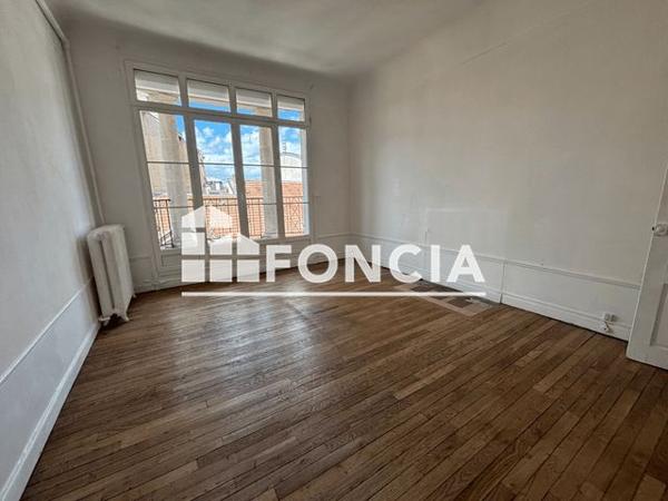 Location Appartement 5 pièces 135.9 m² - 28 cours Jean-Baptiste langlet Reims 51100