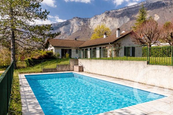 Maison à vendre  5 pièces - 150 m2 ST ISMIER - 38