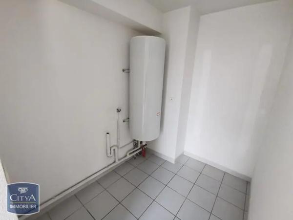 Appartement à louer 3 pièces 74.67m² Saint-Estève (66240)