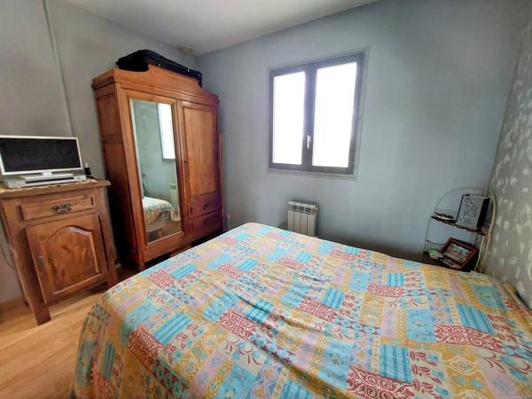 Bray sur Seine, plain pied avec garage sur terrain clos.