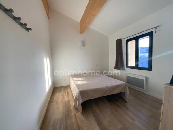 Propriete 12 pièces BANON (04)