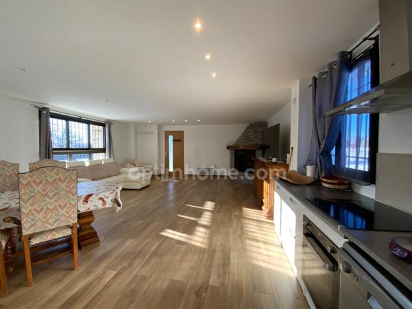 Propriete 12 pièces BANON (04)