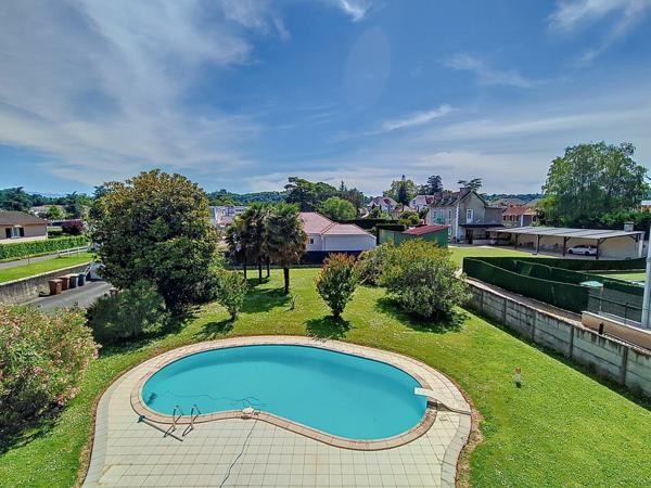 Maison à vendre    9 pièces •  Gelos