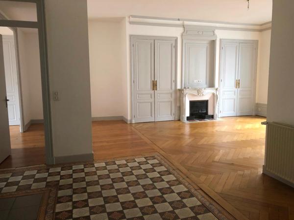 Appartement · Location Villefranche Sur Saone (69400) 4 pièces · 117m²