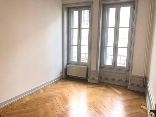 Appartement · Location Villefranche Sur Saone (69400) 4 pièces · 117m²