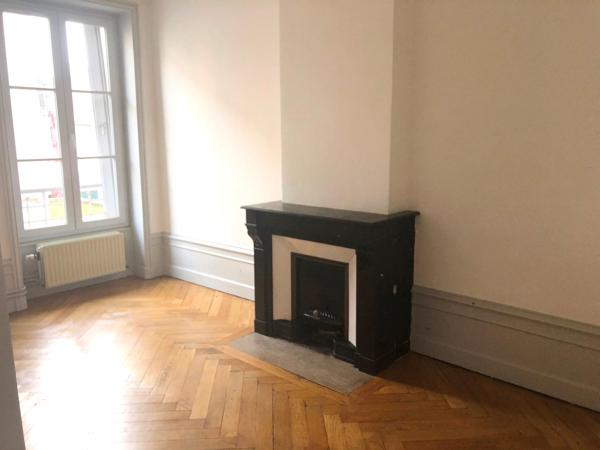 Appartement · Location Villefranche Sur Saone (69400) 4 pièces · 117m²