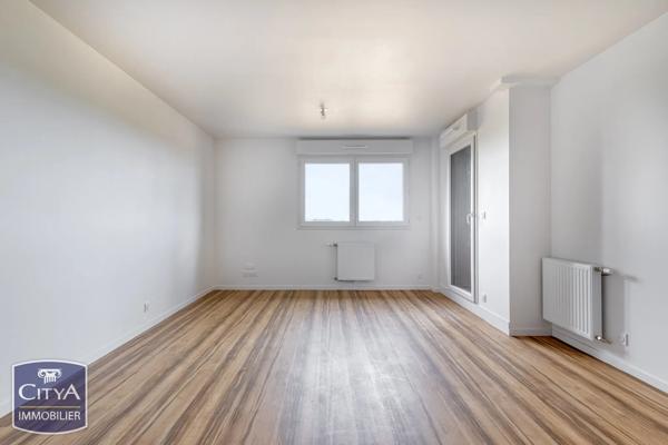 Appartement à vendre 2 pièces 52.37m² Angers (49000)