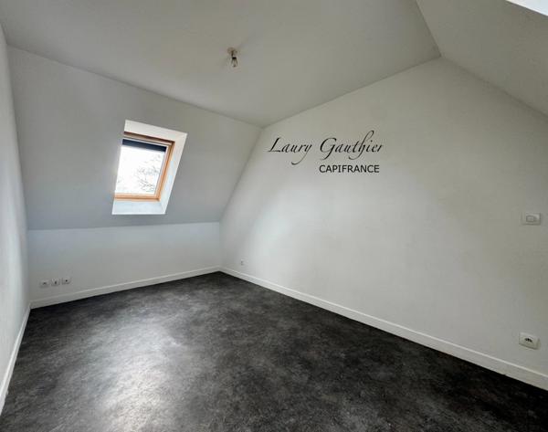 Maison semi-individuelle 66 m² – 2 chambres – Garage – Jardin – Calme – Centre de Comines