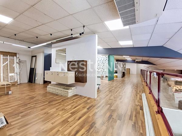 A LOUER - BRIVE ZONE OUEST - Local commercial 430 m2 - FORTE VISIBILITE
