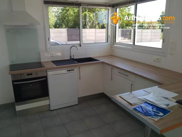 Location                                                      Maison
                        
                     4 pièces                      90 m2                     à Saint-Aubin-des-Landes