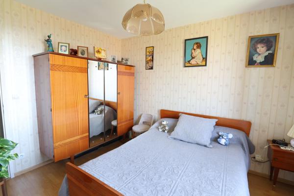 Maison Cournon D Auvergne 6 pièce(s) 171 m2