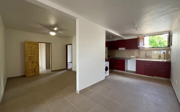 Maison à louer    4 pièces •  Fort-de-France