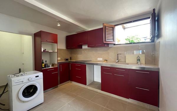 Maison à louer    4 pièces •  Fort-de-France