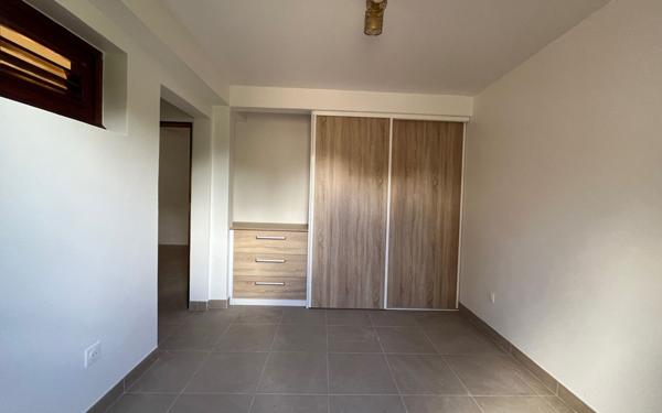 Maison à louer    4 pièces •  Fort-de-France