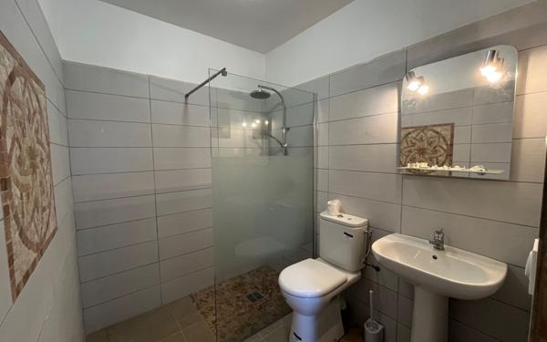 Maison à louer    4 pièces •  Fort-de-France