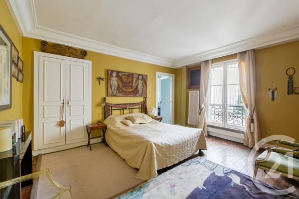 Appartement F6 à vendre  6 pièces - 162,37 m2 PARIS - 75009