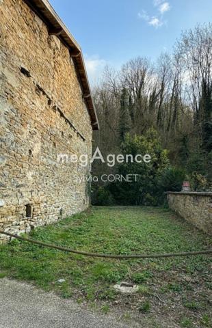 Maison à AMBERIEU-EN-BUGEY, 01500 - 2 pièces 140m²