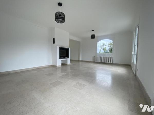 Maison centre de PONTCHATEAU