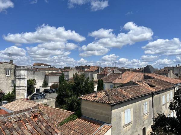Immeuble à vendre |  Cognac |  134 m²