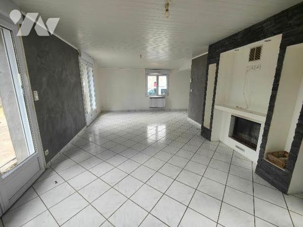 VALLET – Maison de village de 120 m² habitables avec jardin
